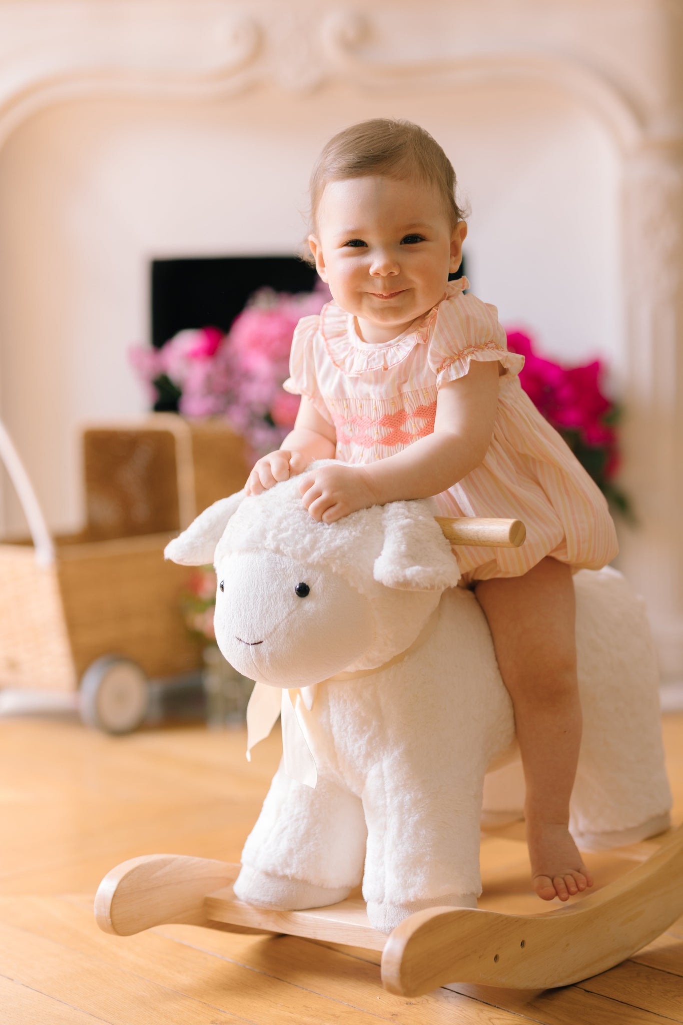 Capucine Barboteuse Rose Jaune Manches Courtes