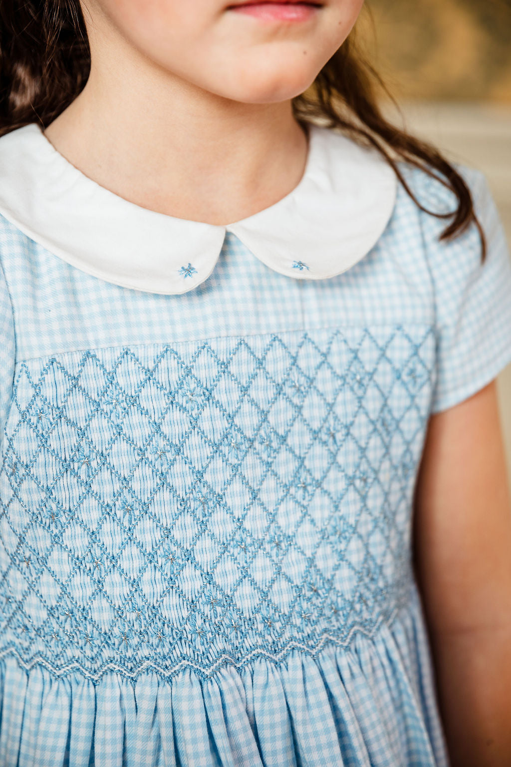 Camille Robe vichy bleu, smocks et broderie